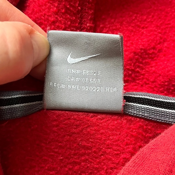 Nike Red/White Embroidered Logo Vintage Hoodie Youth Large 14-16 Y2K - Picture 4 of 6